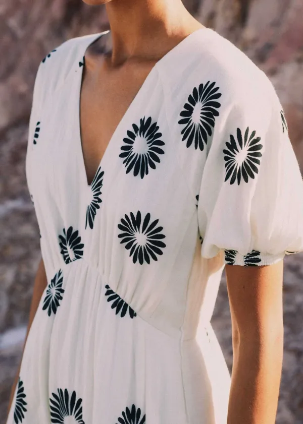 Hot ME+EM Cheesecloth Modern Daisy Print Midi Dress Cream/Black