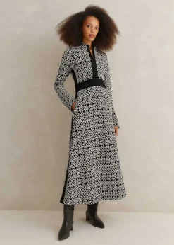 Hot ME+EM Graphic Jacquard Ponte Maxi Dress Black/White