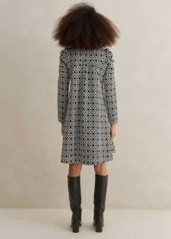 New ME+EM Graphic Jacquard Ponte Swing Dress Black/White