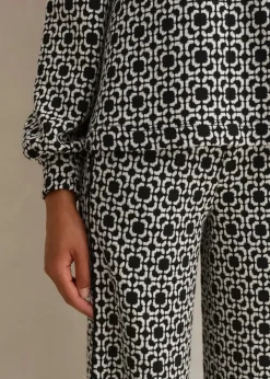 Online ME+EM Graphic Jacquard Travel Tailoring Co-Ord Black