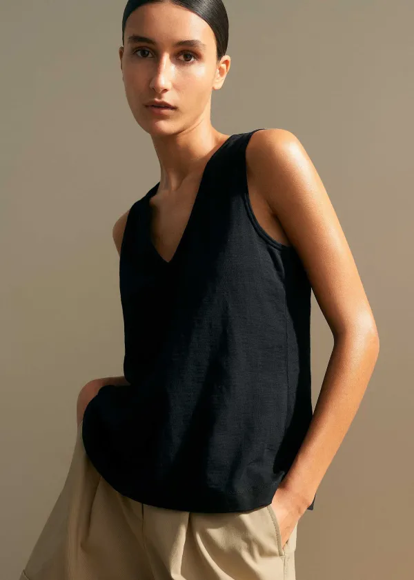 New ME+EM Slub V-Neck Swing Vest Black