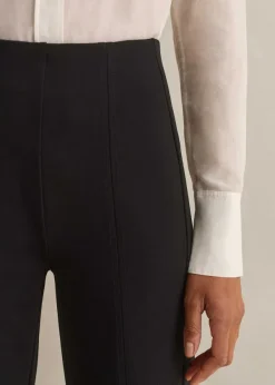 New ME+EM Travel Tailoring Kick Flare Short Trouser Black